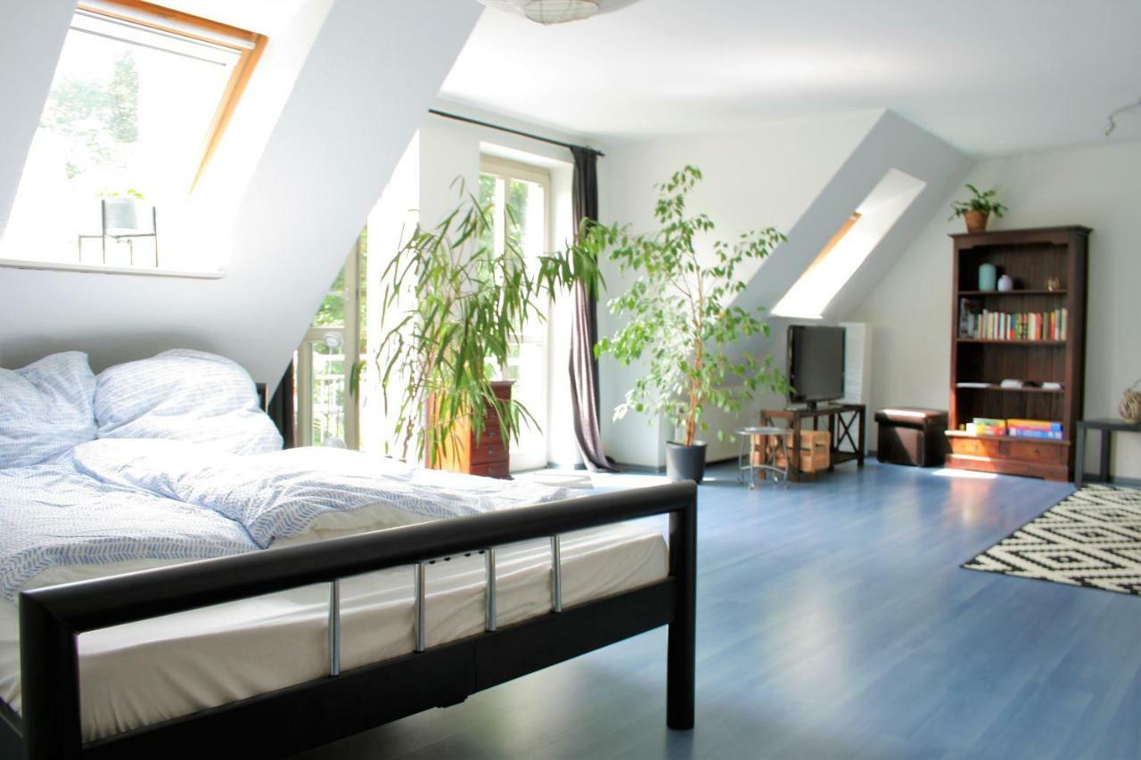 Zentrale Ferienwohnung Anker Im Sonnenblumenhaus Flensburg Exterior foto