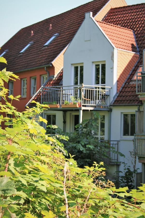 Zentrale Ferienwohnung Anker Im Sonnenblumenhaus Flensburg Exterior foto
